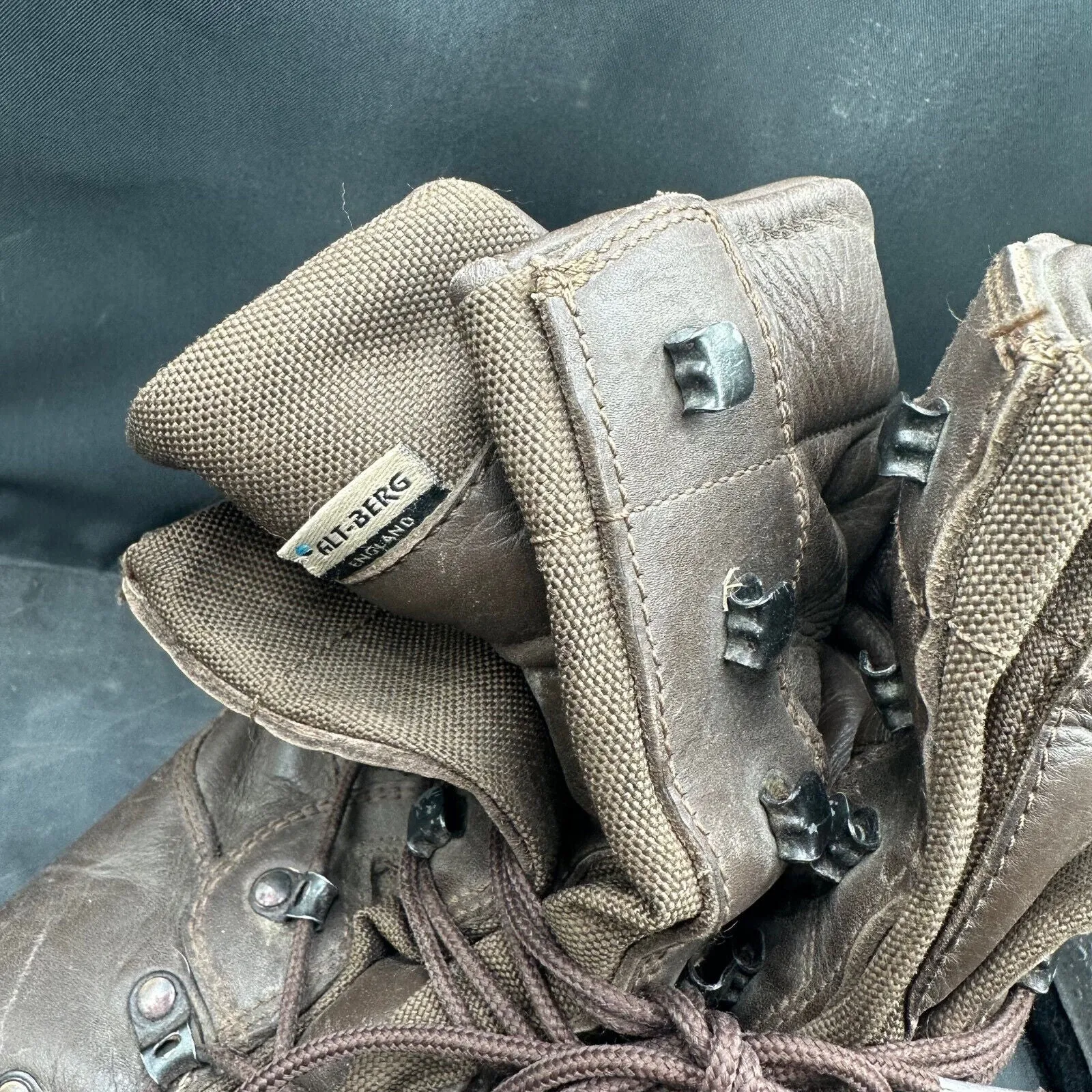 Army Brown Leather ALTBERG Patrol Combat Boots - Size EU 42 - UK 8