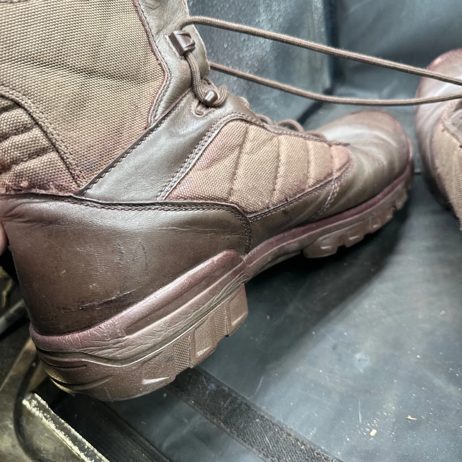 Army Brown Leather BATES Combat Boots - Size EU 46 - UK 11M
