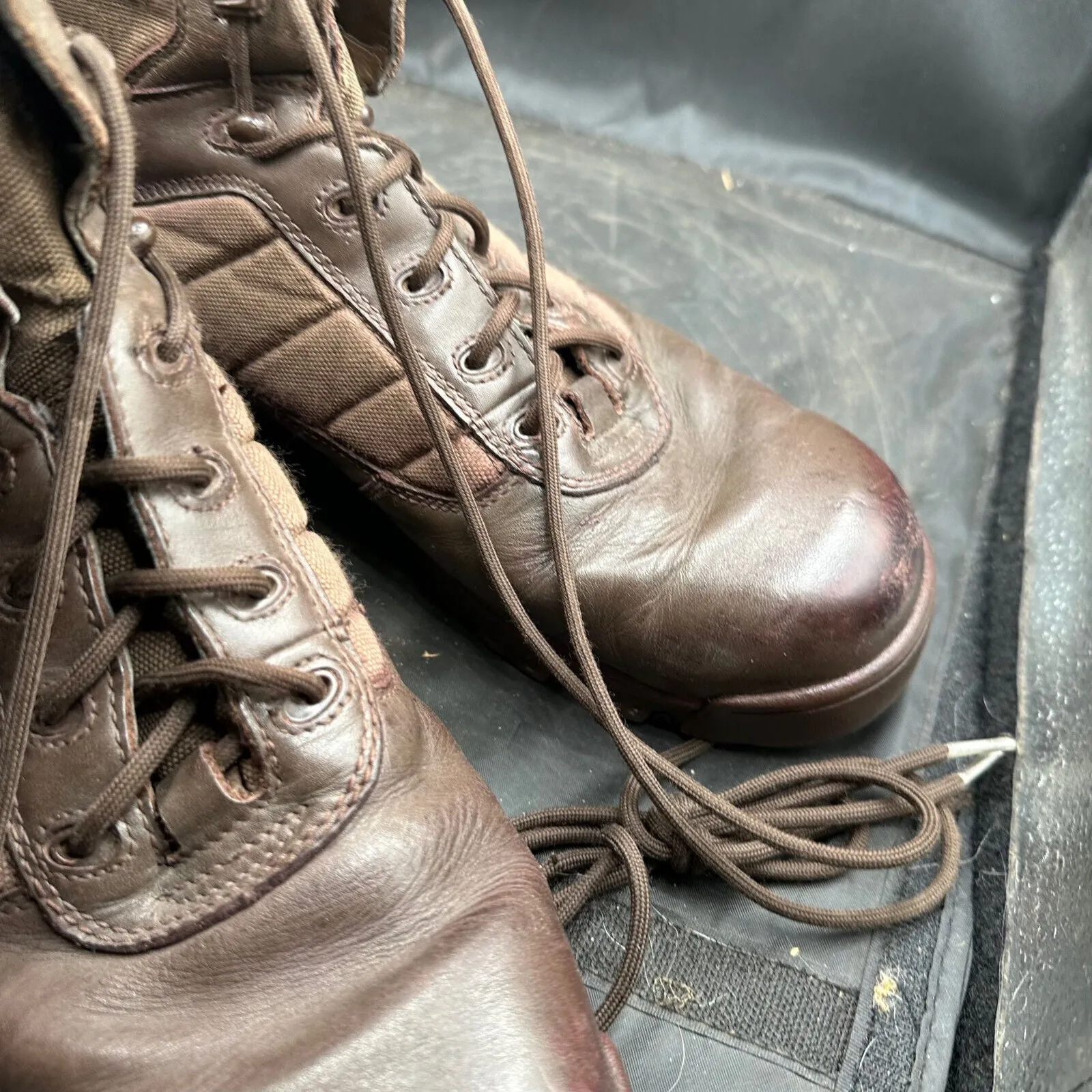 Army Brown Leather BATES Combat Boots - Size EU 46 - UK 11M