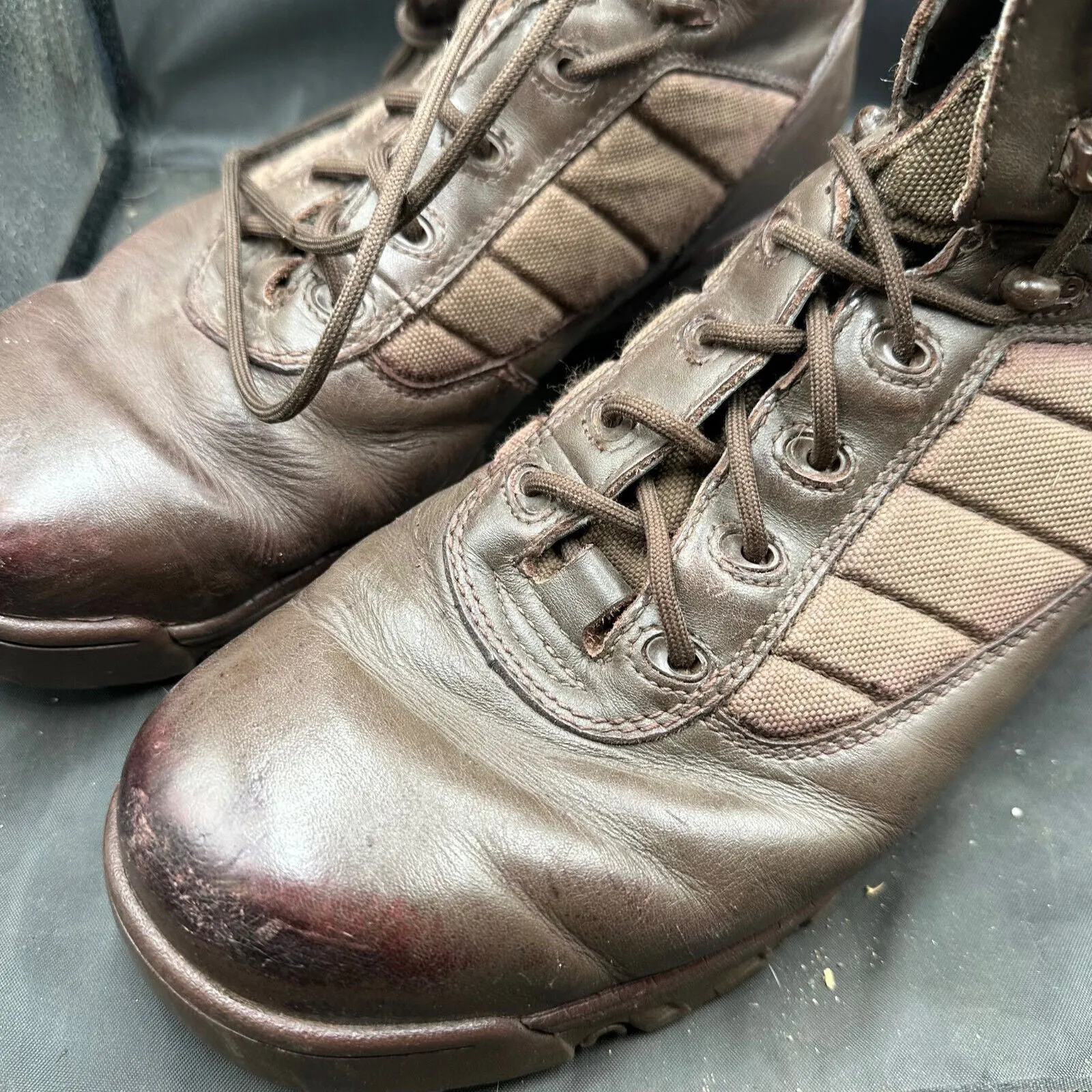 Army Brown Leather BATES Combat Boots - Size EU 46 - UK 11M