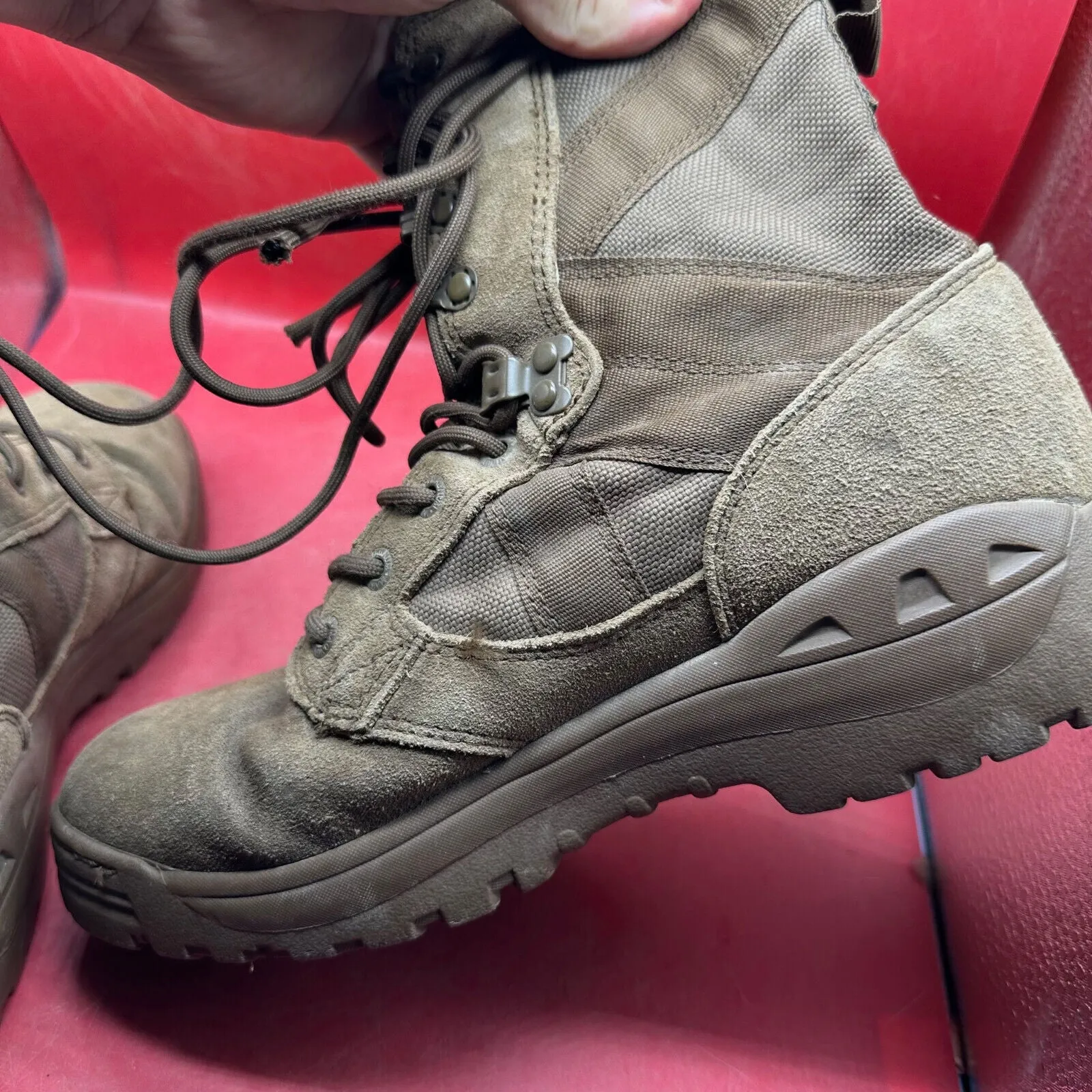 Army Brown Leather MAGNUM High Top Combat Patrol Boots - Size UK 8M - EU 42