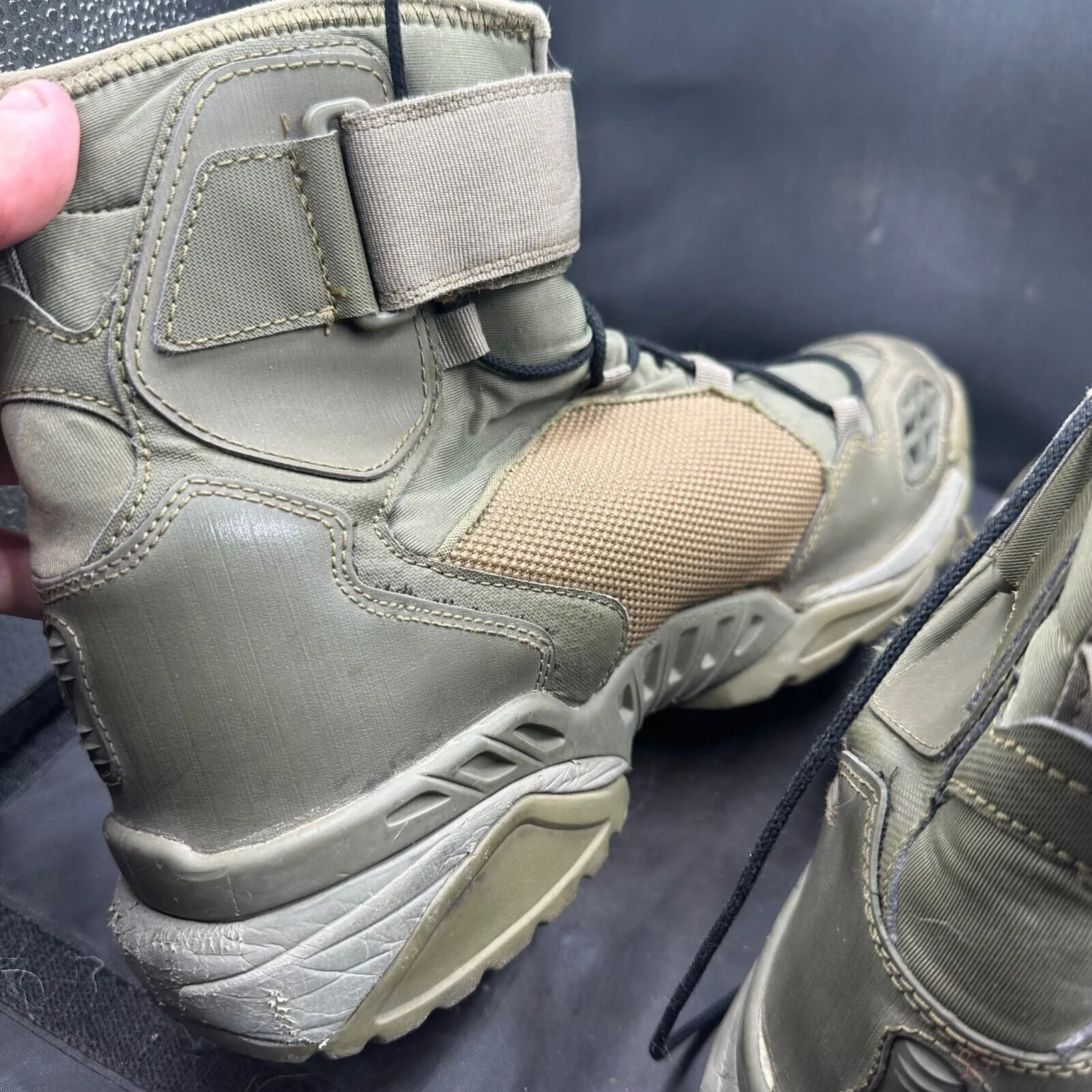 Army Typhoon Magnum Water Spider Combat Boots - Size EU 45 - UK 11