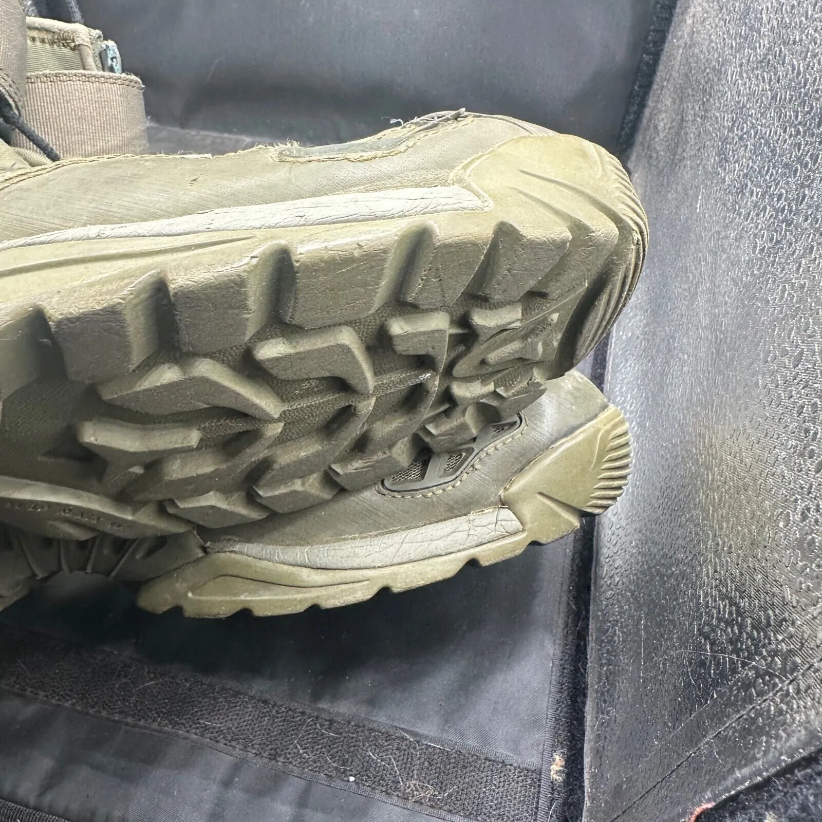 Army Typhoon Magnum Water Spider Combat Boots - Size EU 45 - UK 11