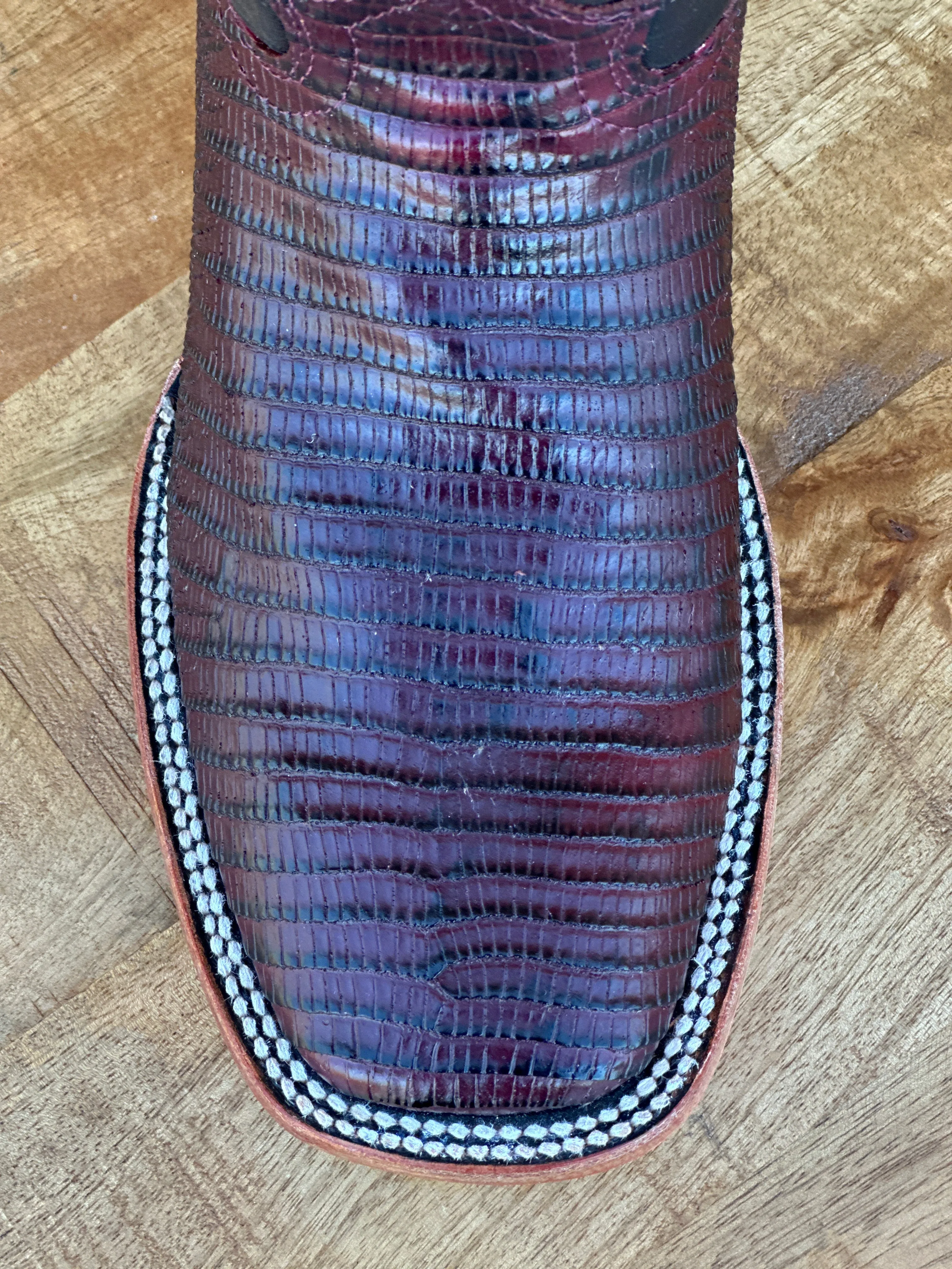 Artillero Burgundy Teju Lizard Print Wide Square Toe Boots