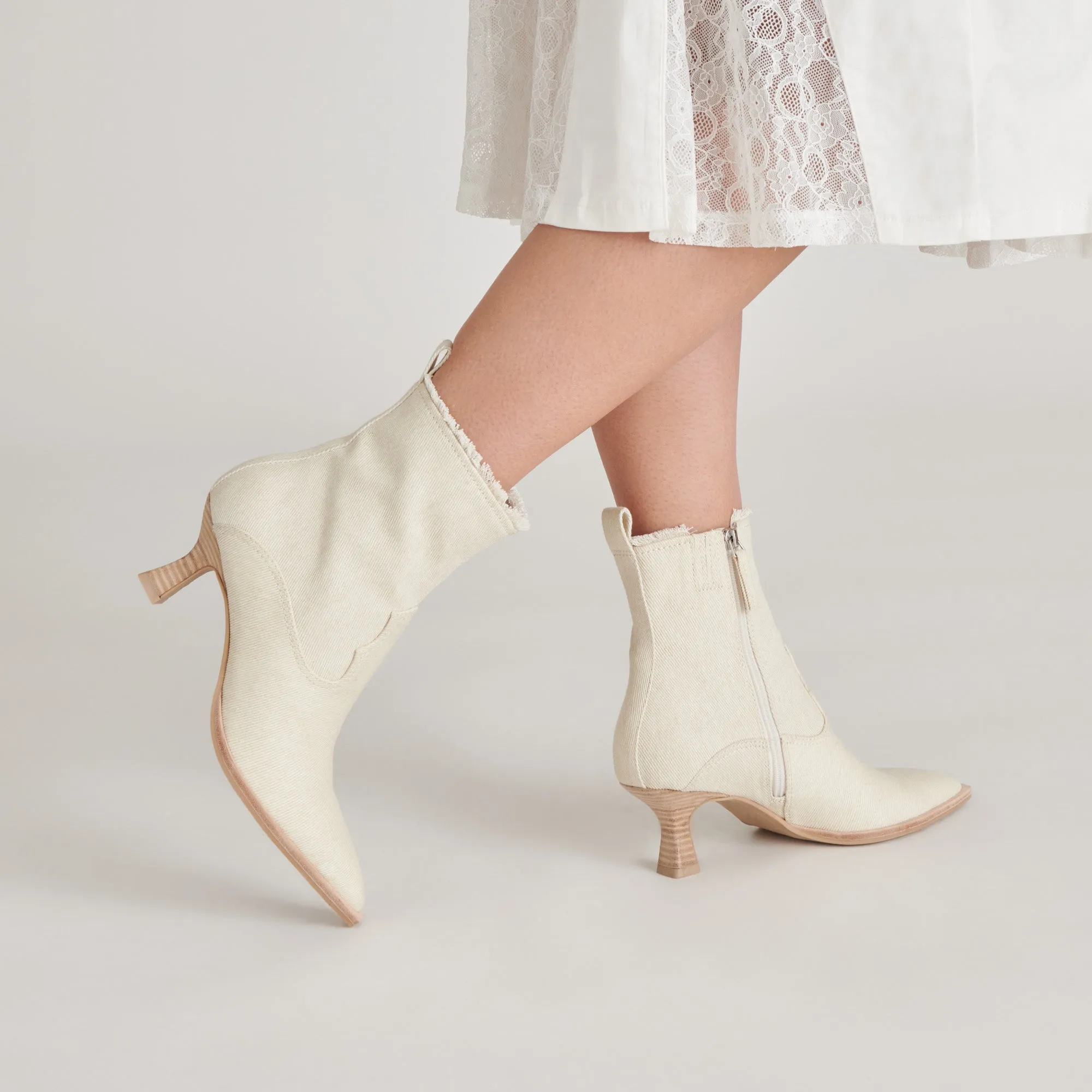 AUSTIN BOOTS IVORY DENIM - re:vita