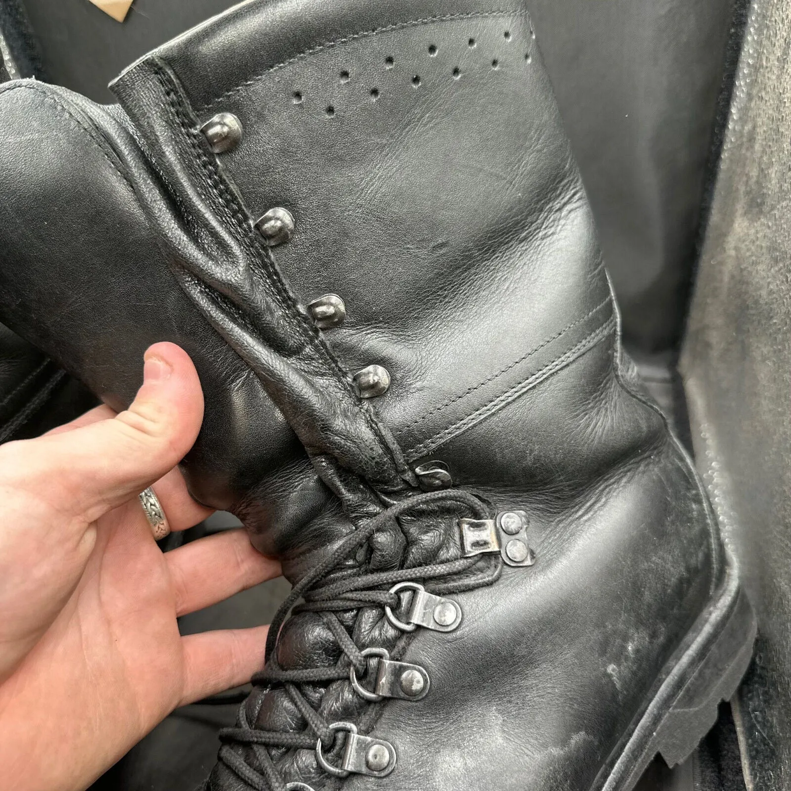 Austrian Army Black Leather Army Combat Boots - Size EU 45 - UK 10.5