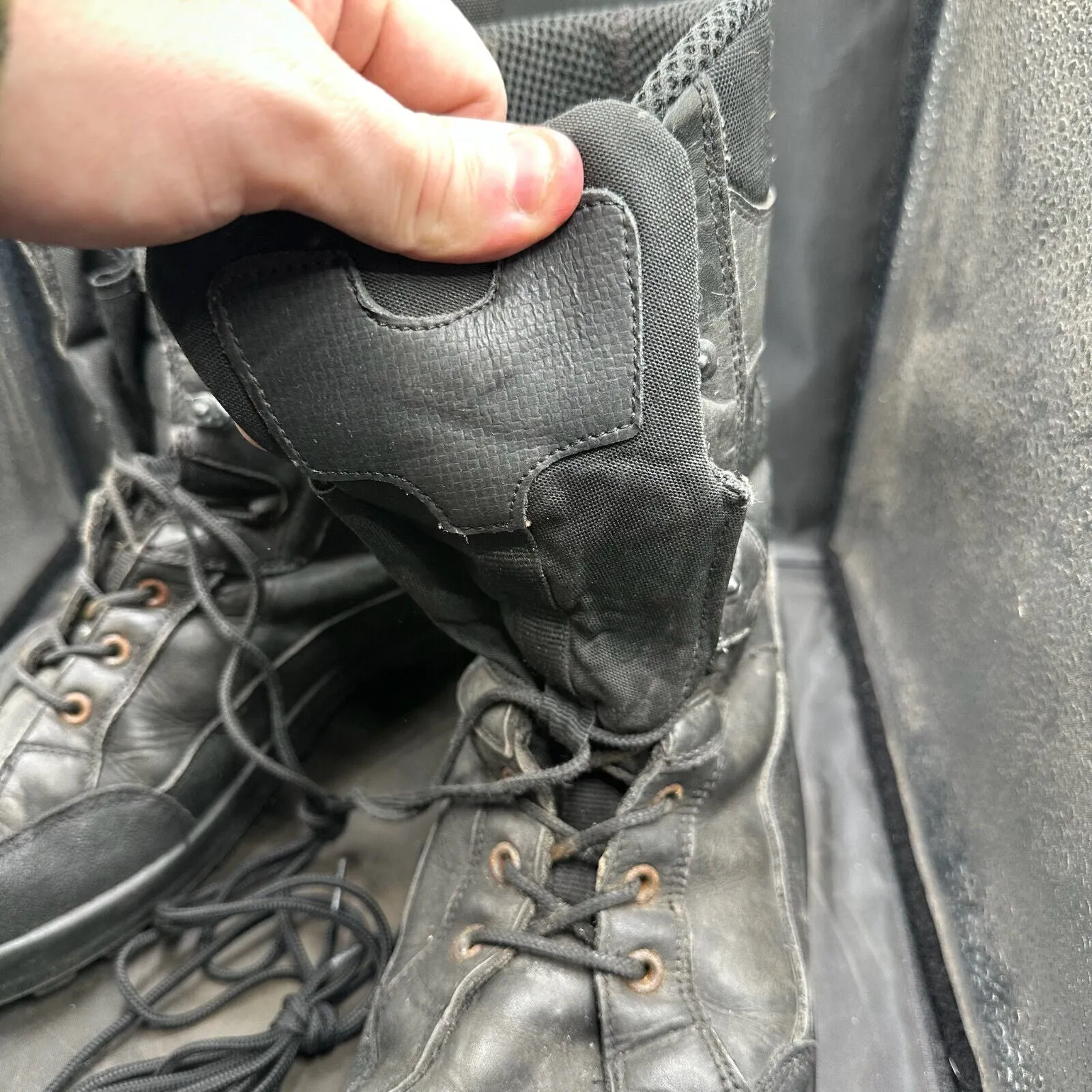 Austrian Army Black Leather Army Combat Boots - Size EU 45 - UK 10.5