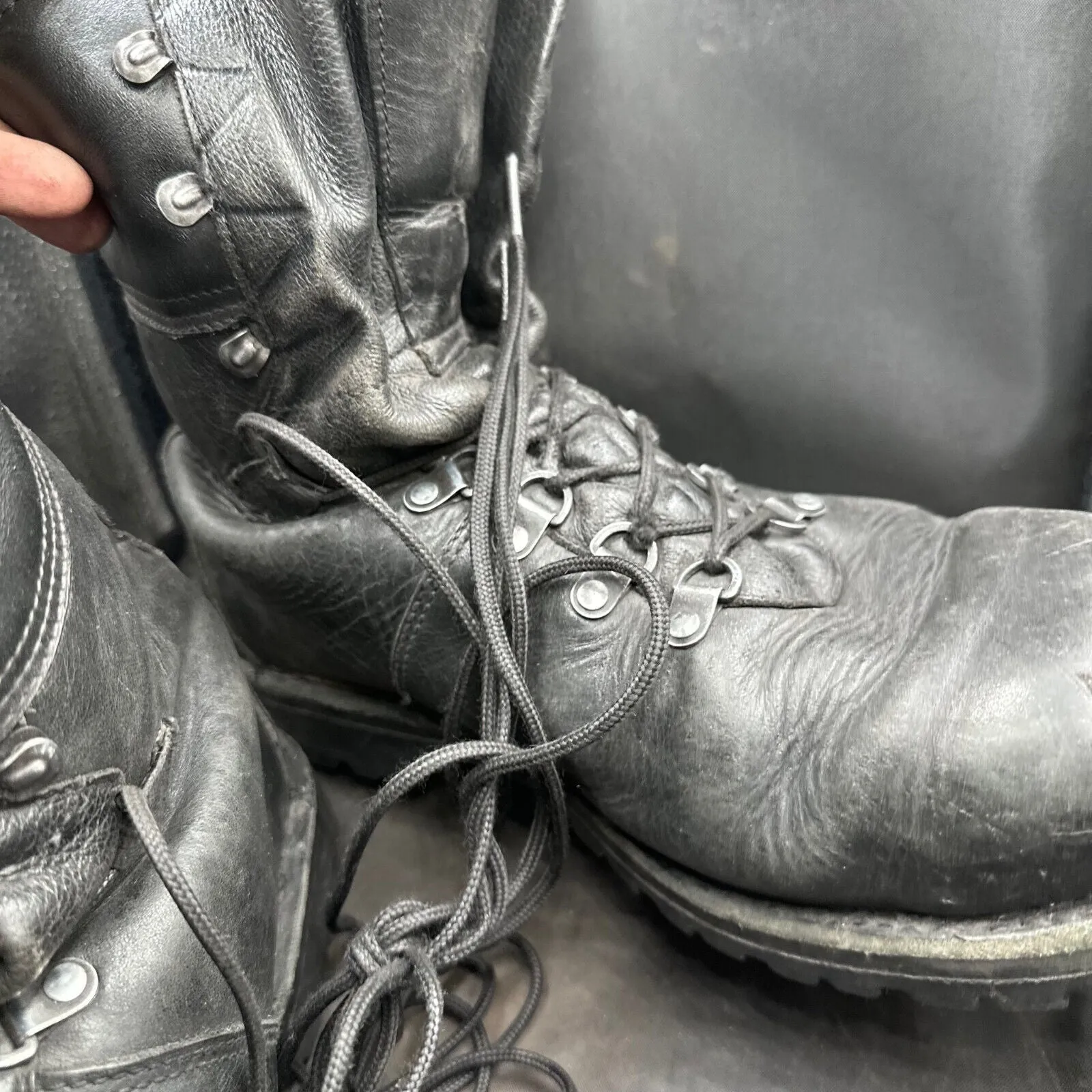 Austrian Army Black Leather Army Combat Boots - Size EU 46 - UK 11