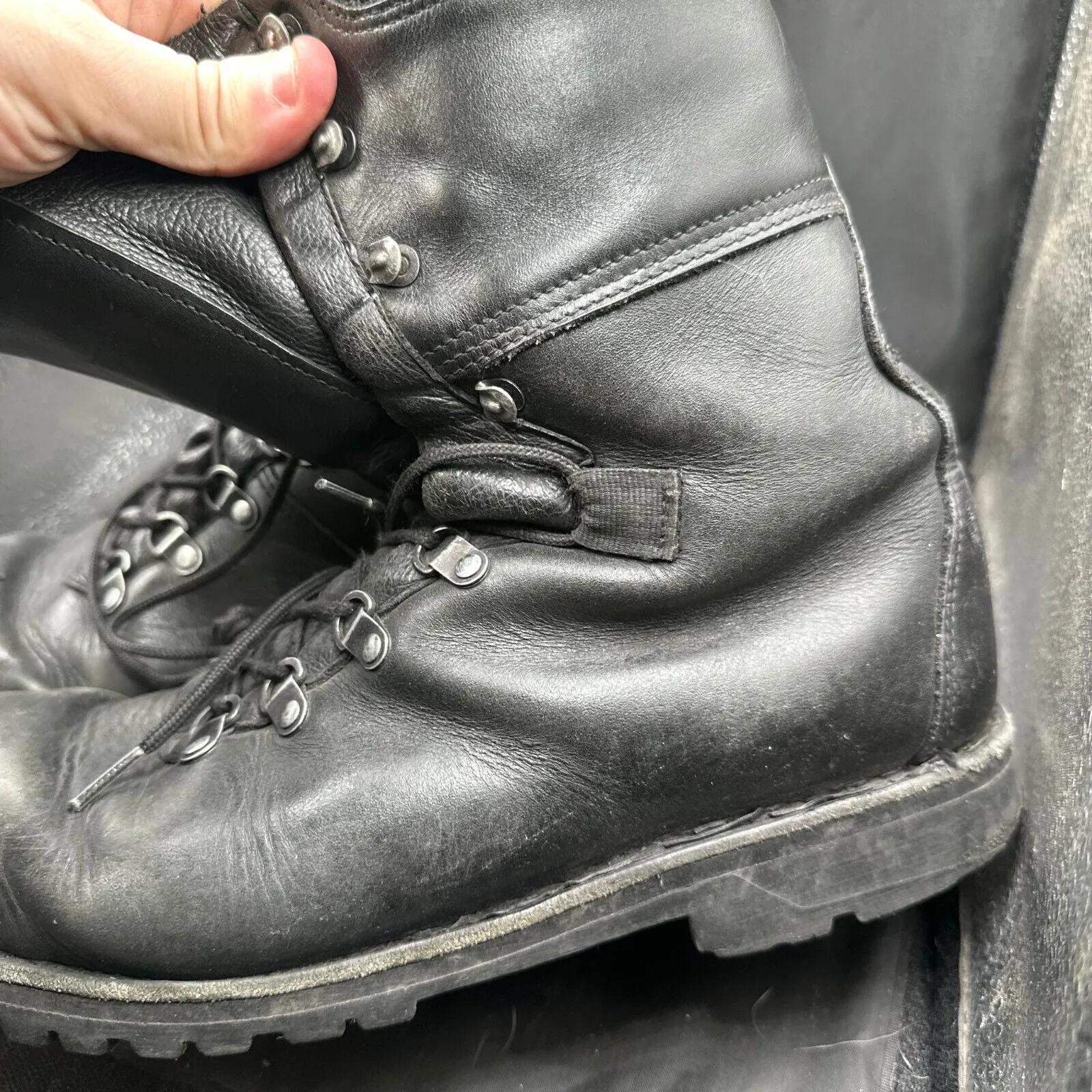 Austrian Army Black Leather Army Combat Boots - Size EU 46 - UK 11