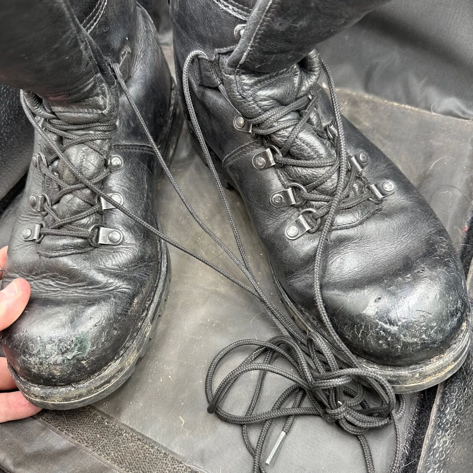 Austrian Army Black Leather Heavy Duty Combat Boots - Size EU 43 - UK 9
