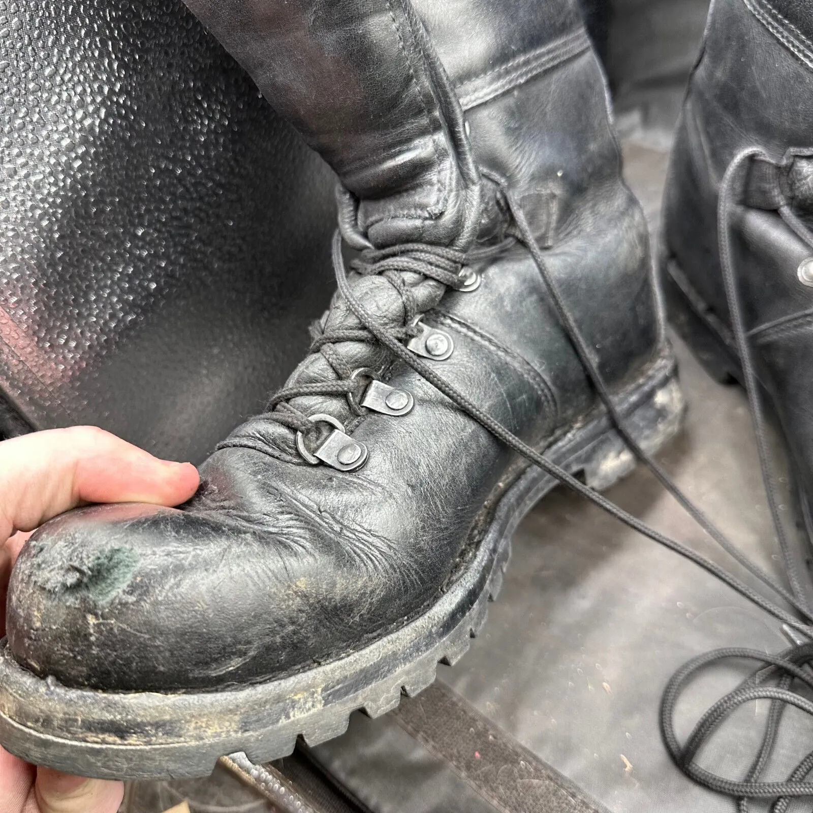 Austrian Army Black Leather Heavy Duty Combat Boots - Size EU 43 - UK 9