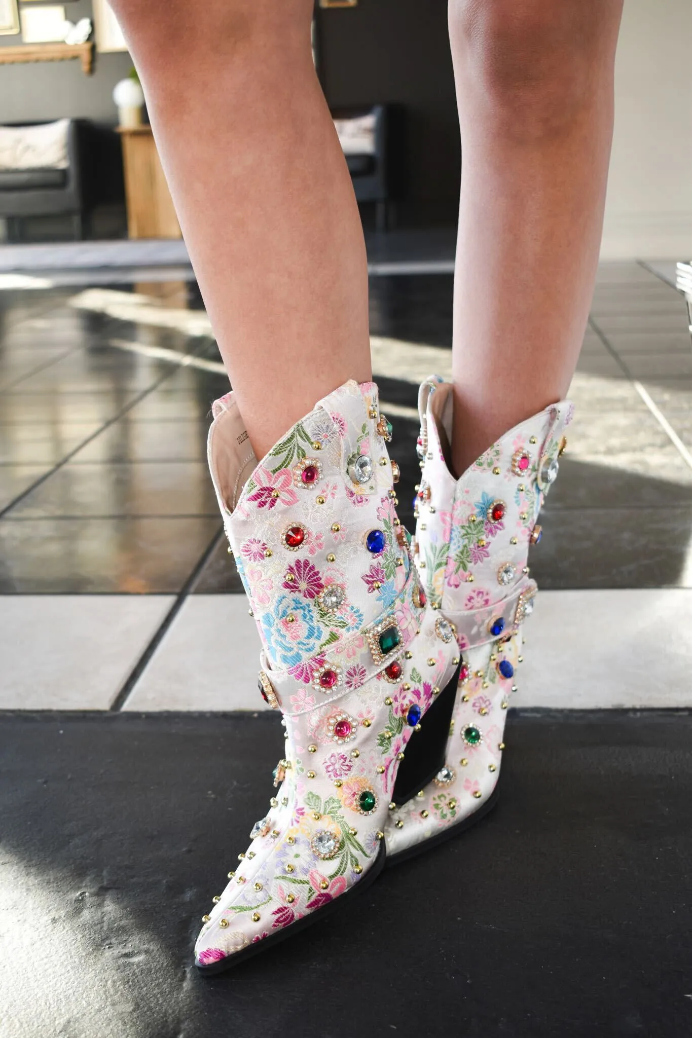 Azalea Wang Diligent Western Boots