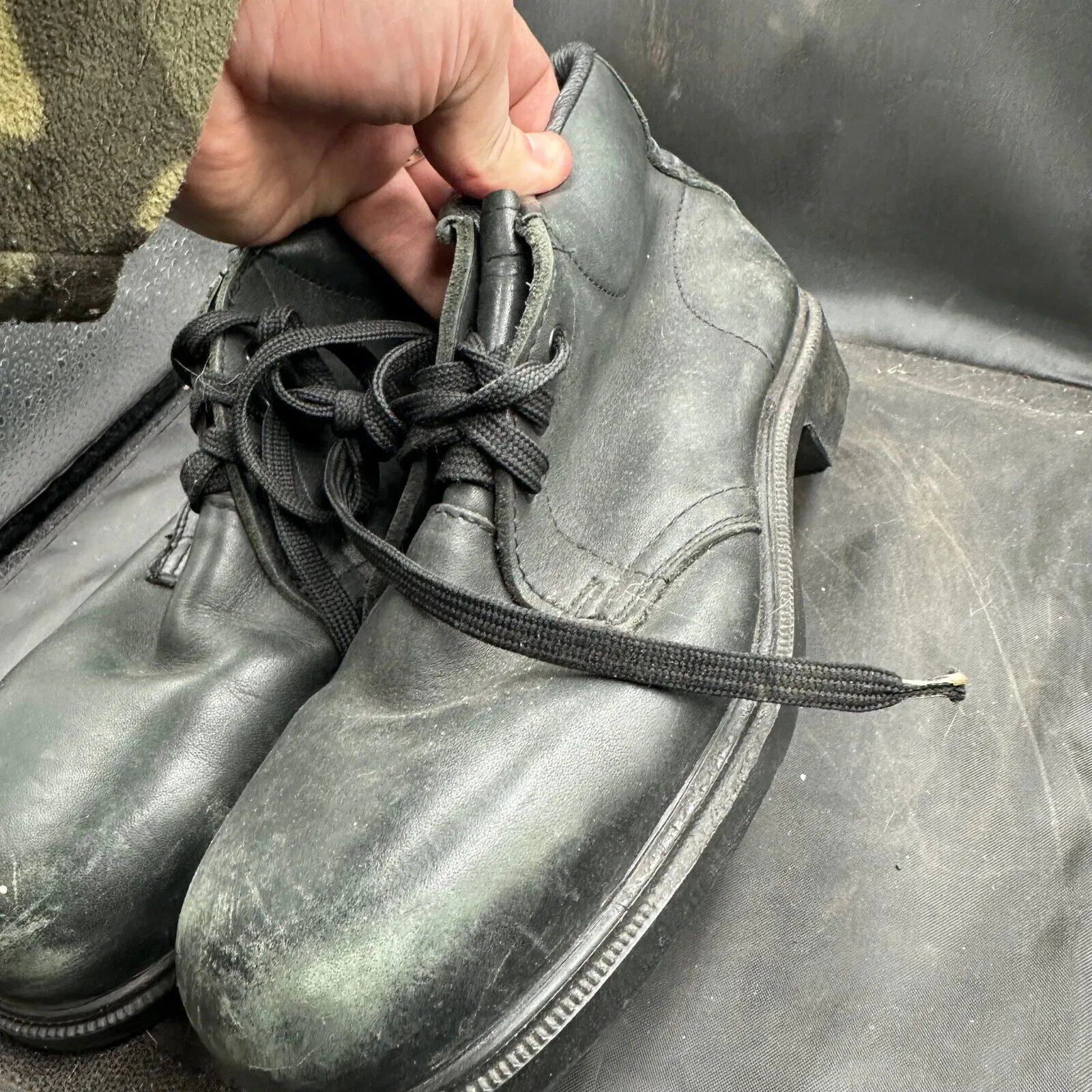 British Army Black Leather Safety / Combat Boots - Size EU 43 - UK 9