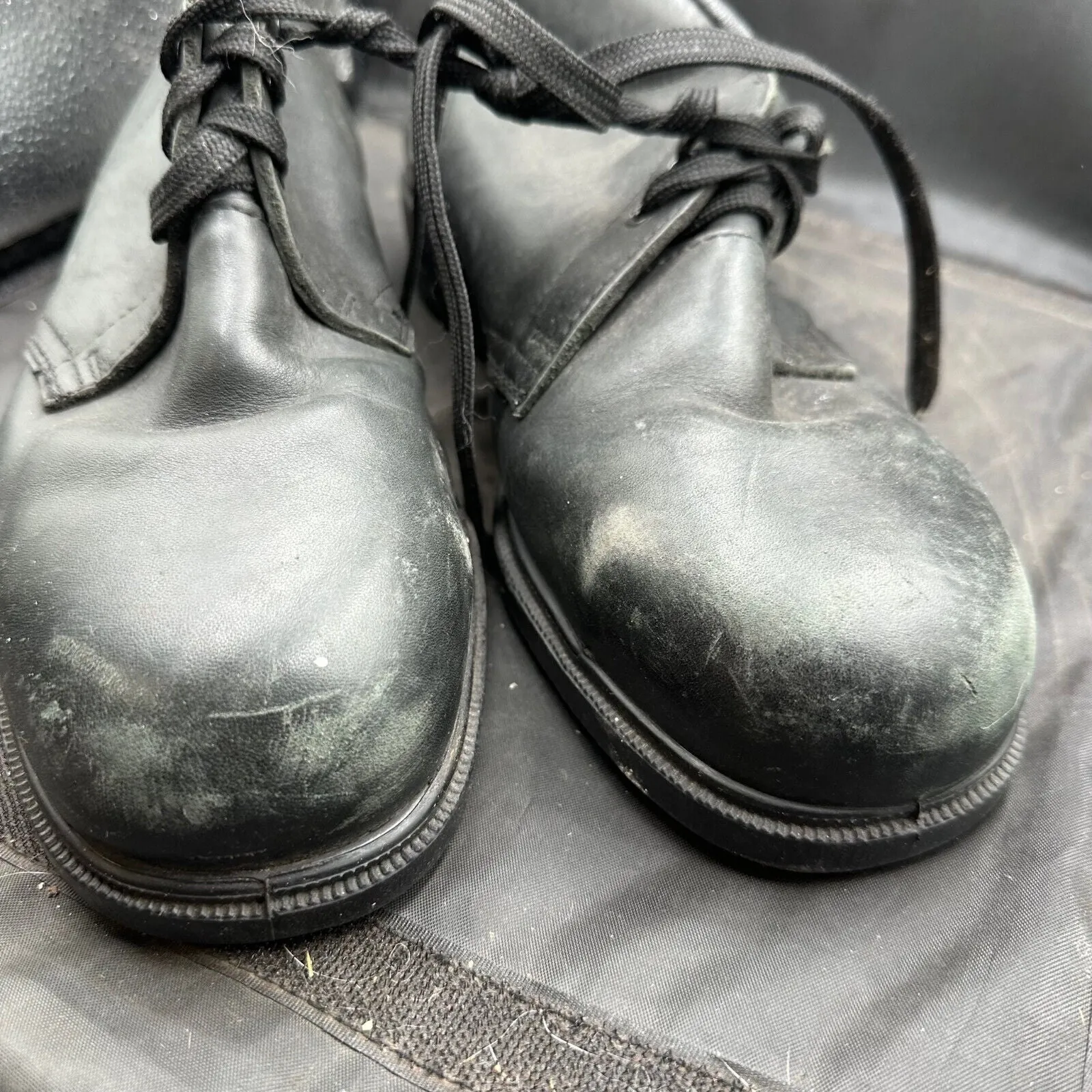 British Army Black Leather Safety / Combat Boots - Size EU 43 - UK 9