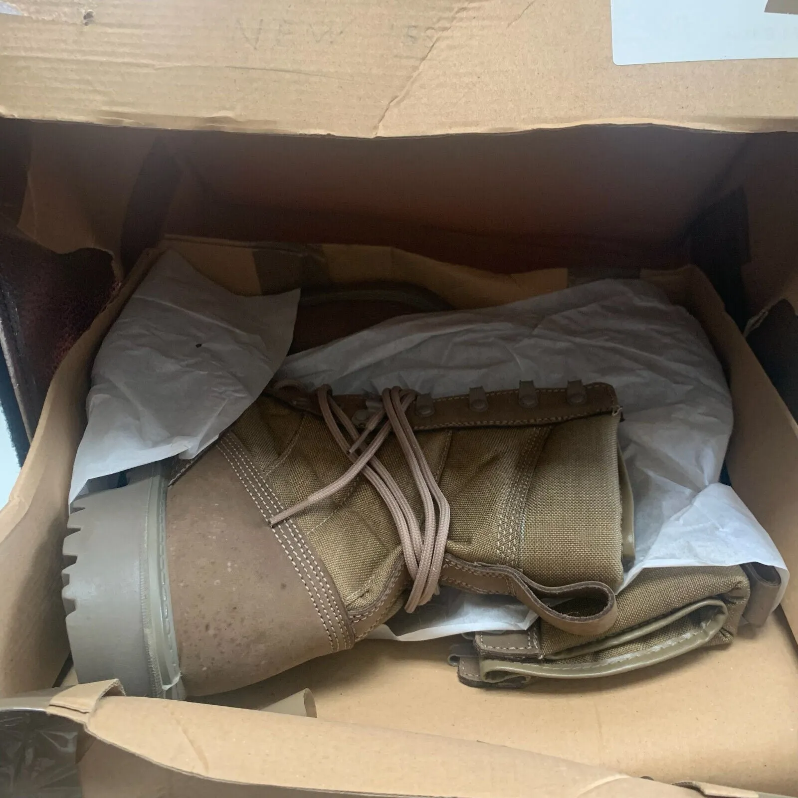British Army Cordora Lightweight Combat Patrol Boots Desert Tan- 9M - NEW IN BOX