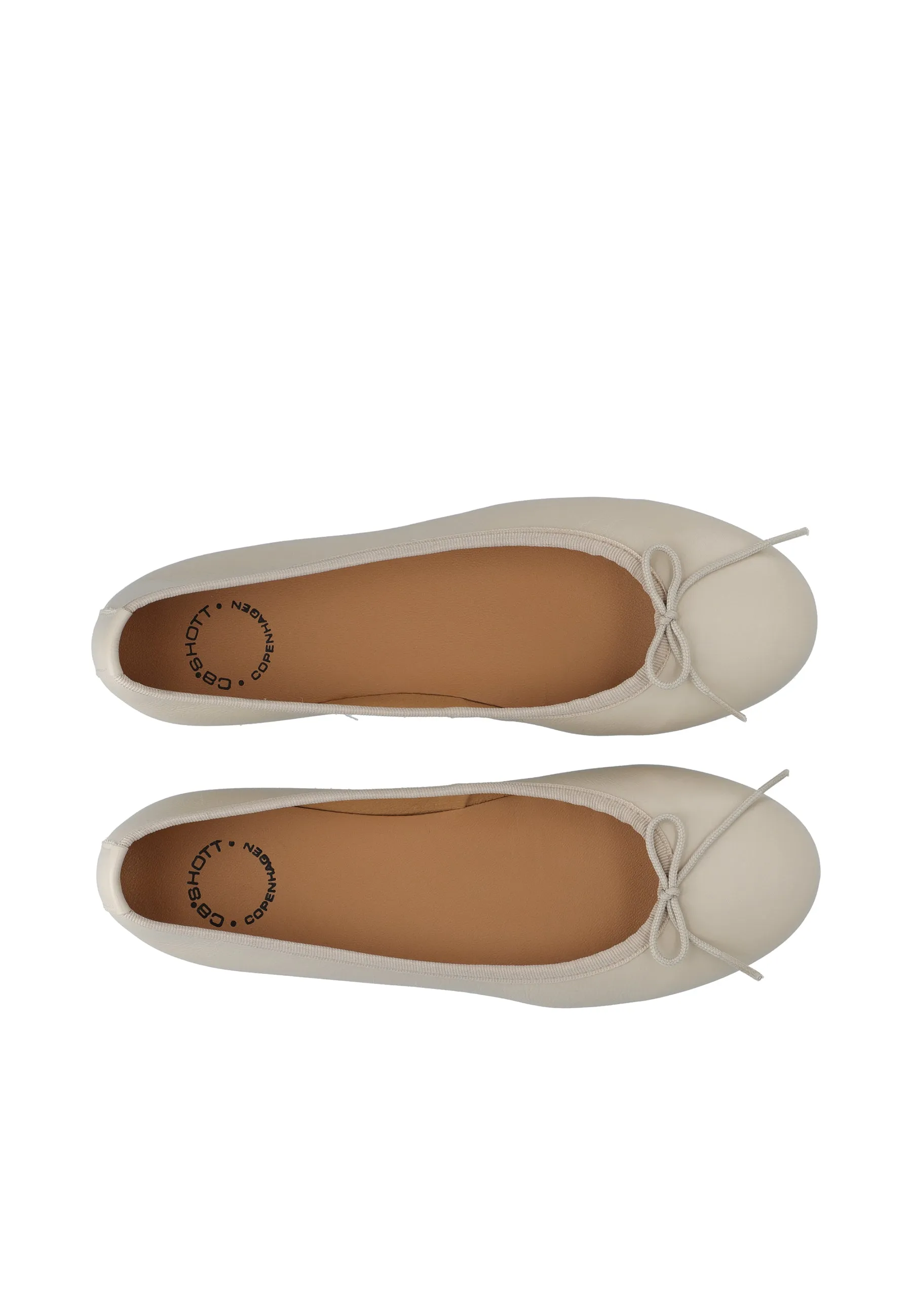 CASELVIRA BALLERINA - Ivory