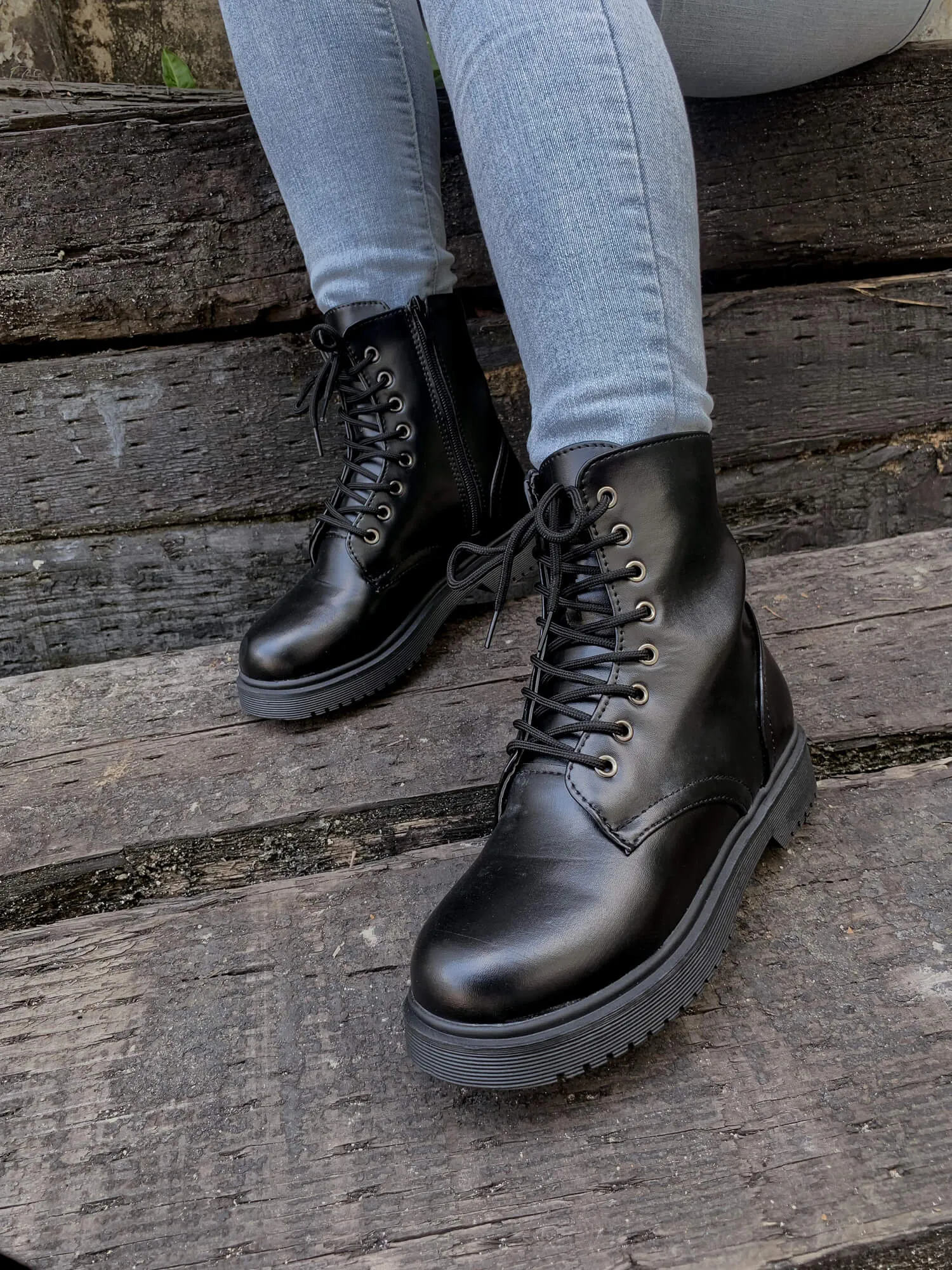 Classic Martin Boot - Black