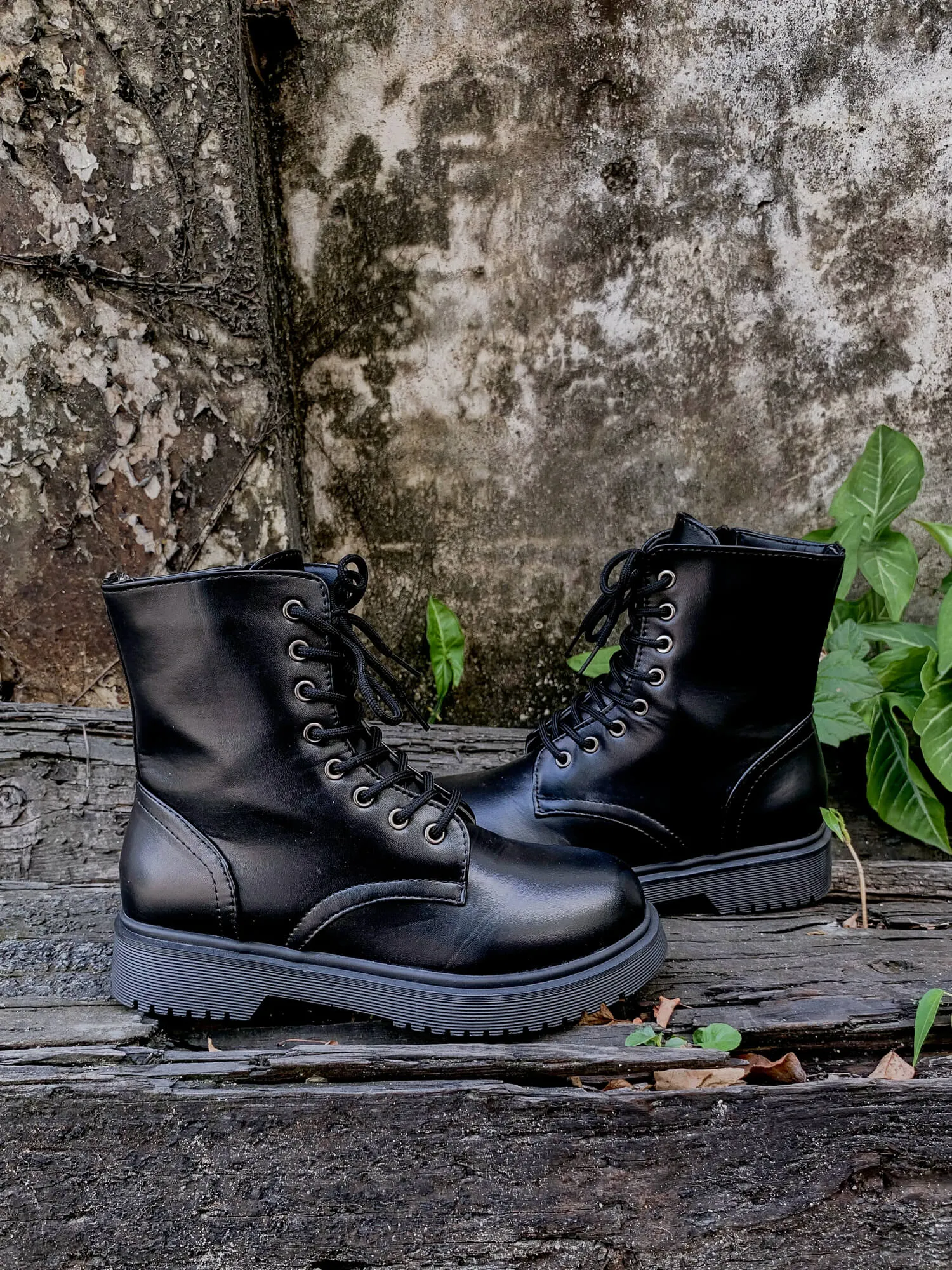 Classic Martin Boot - Black