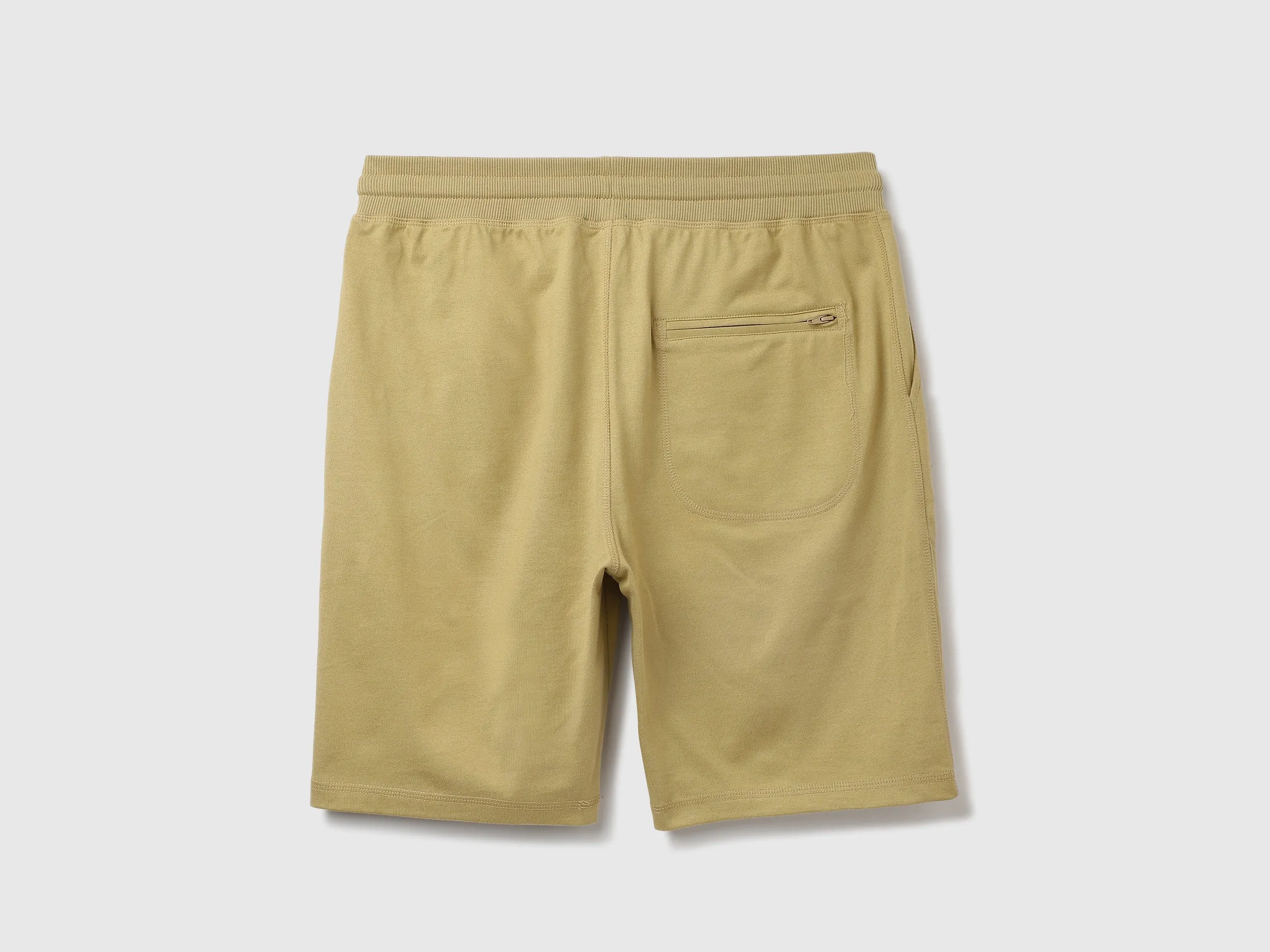 Cotton Solid Regular Fit Mens Shorts