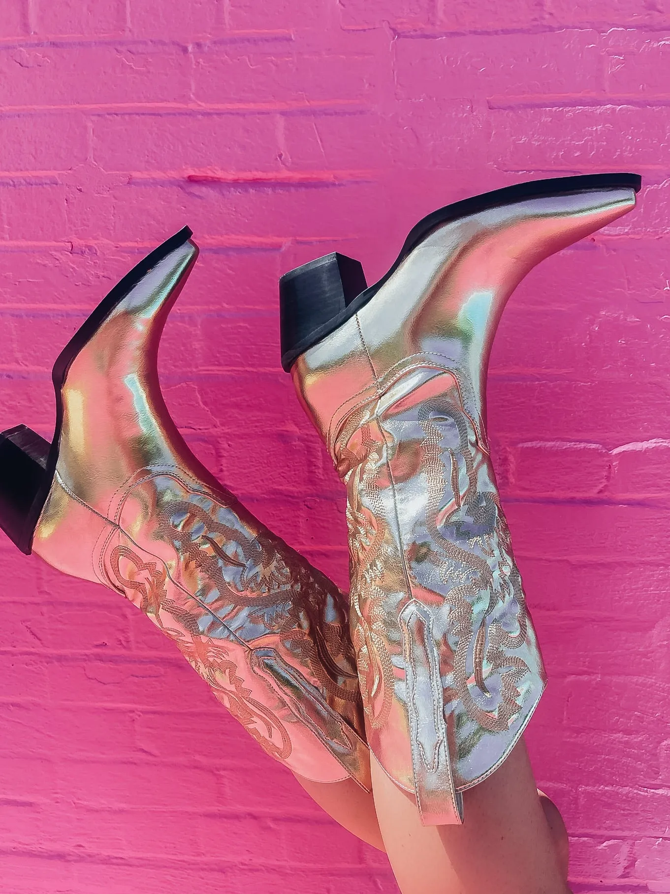 Danilo Cowgirl Boots - Metallic Gold