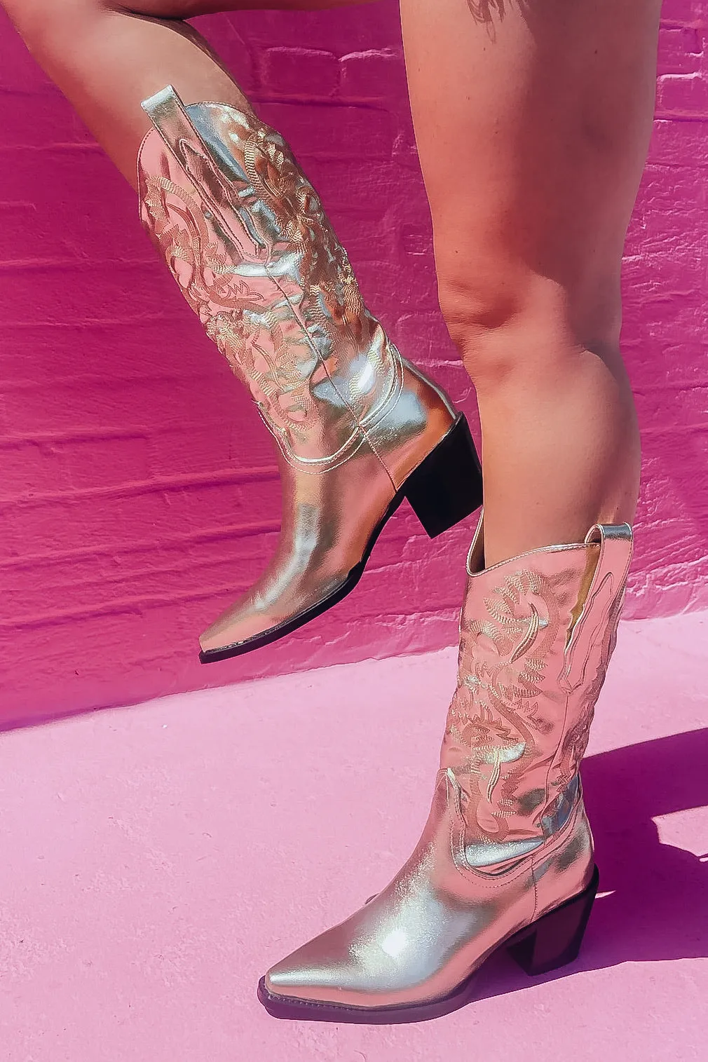 Danilo Cowgirl Boots - Metallic Gold