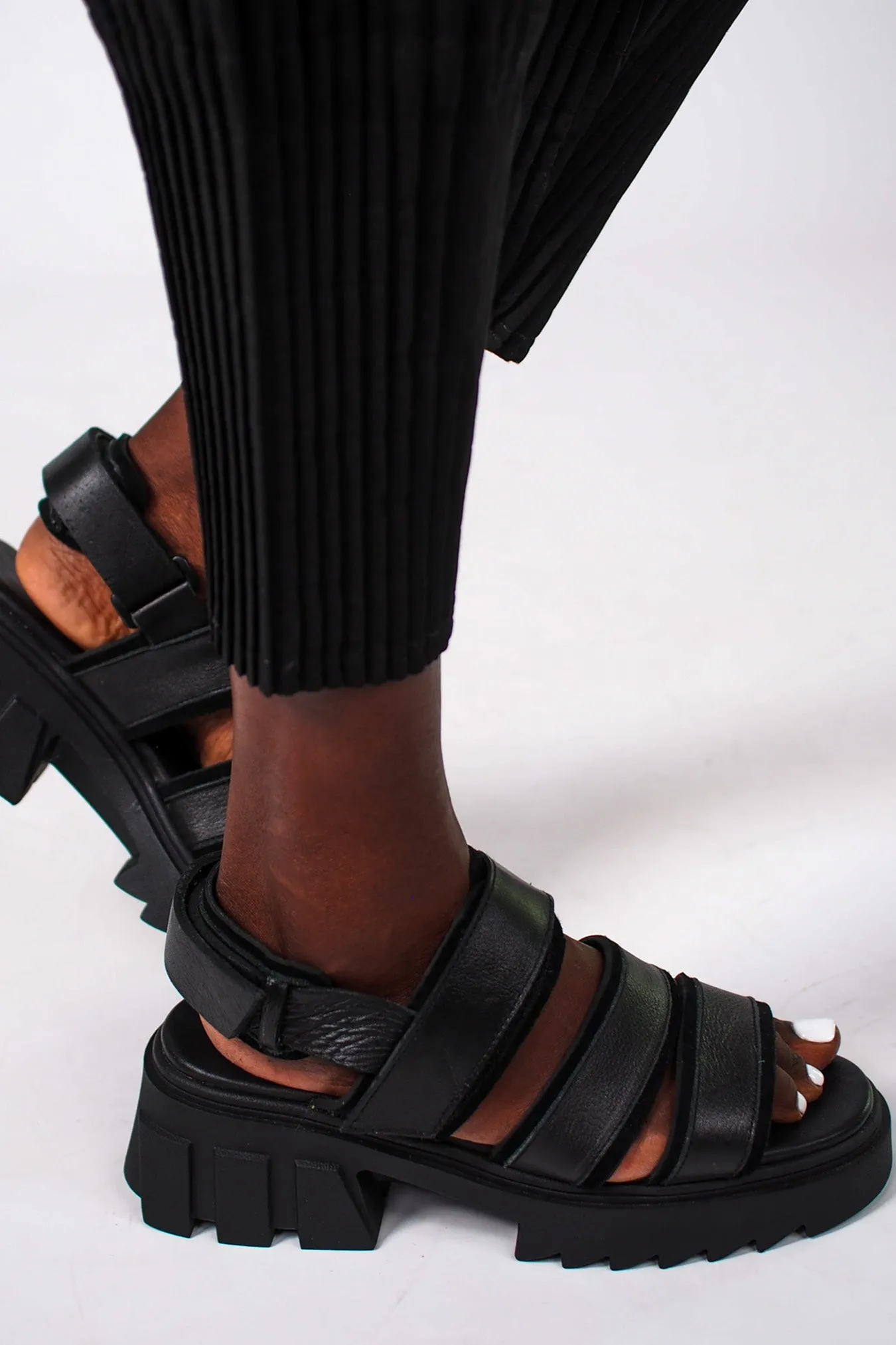 Dyonisos Leather Sandal