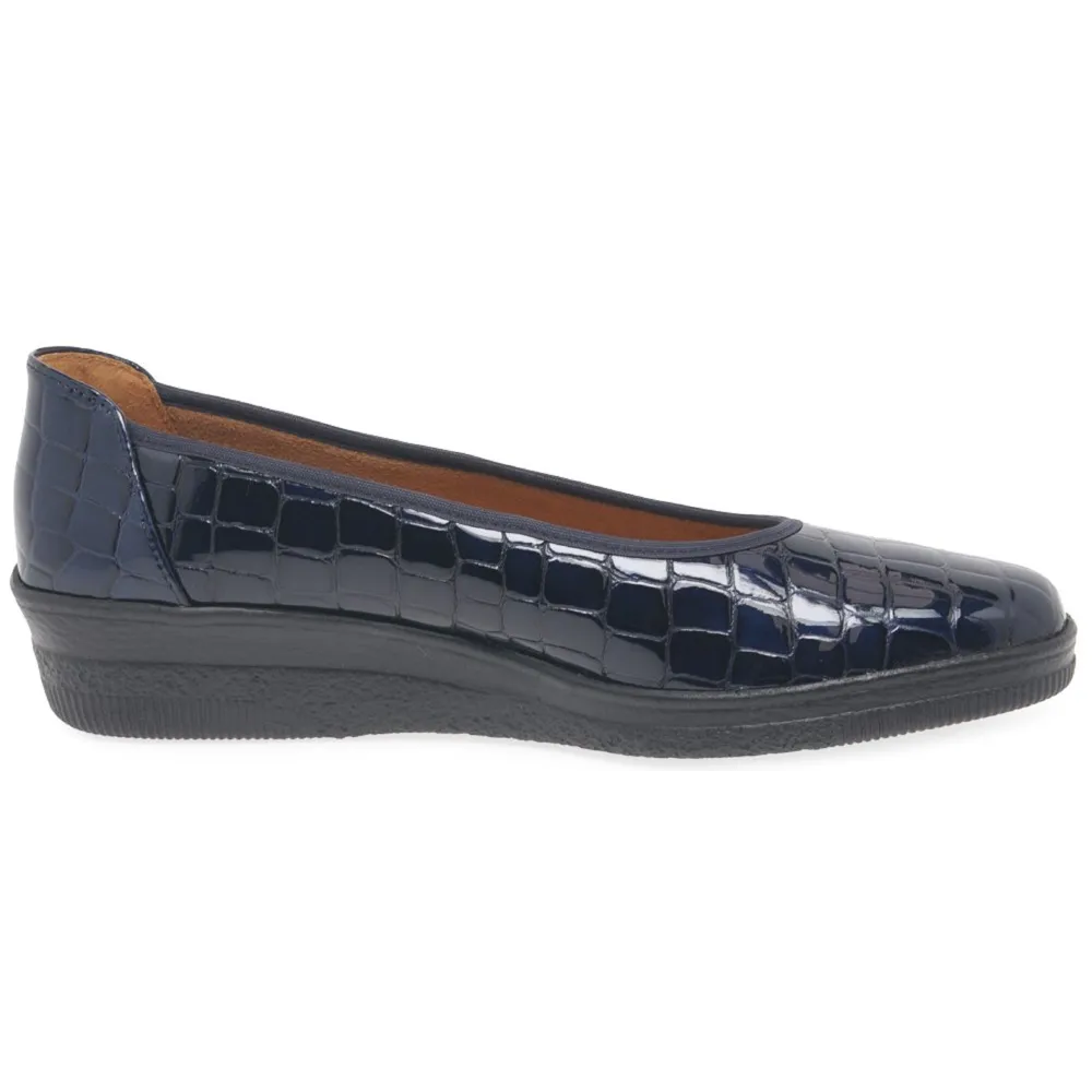 Gabor Piquet Ocean Patent Croc Shoes