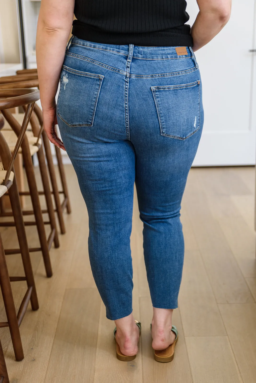 Hi-waisted Dandelion Embroidery Skinny by Judy Blue