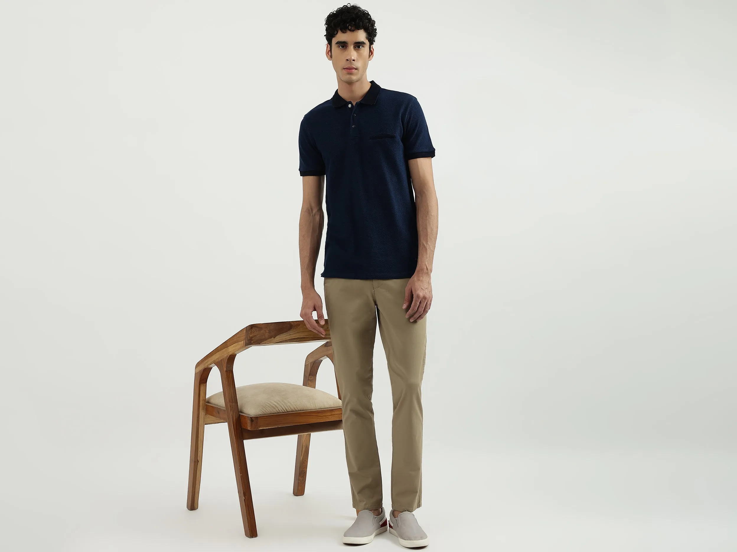 Men Solid Slim Fit Trouser