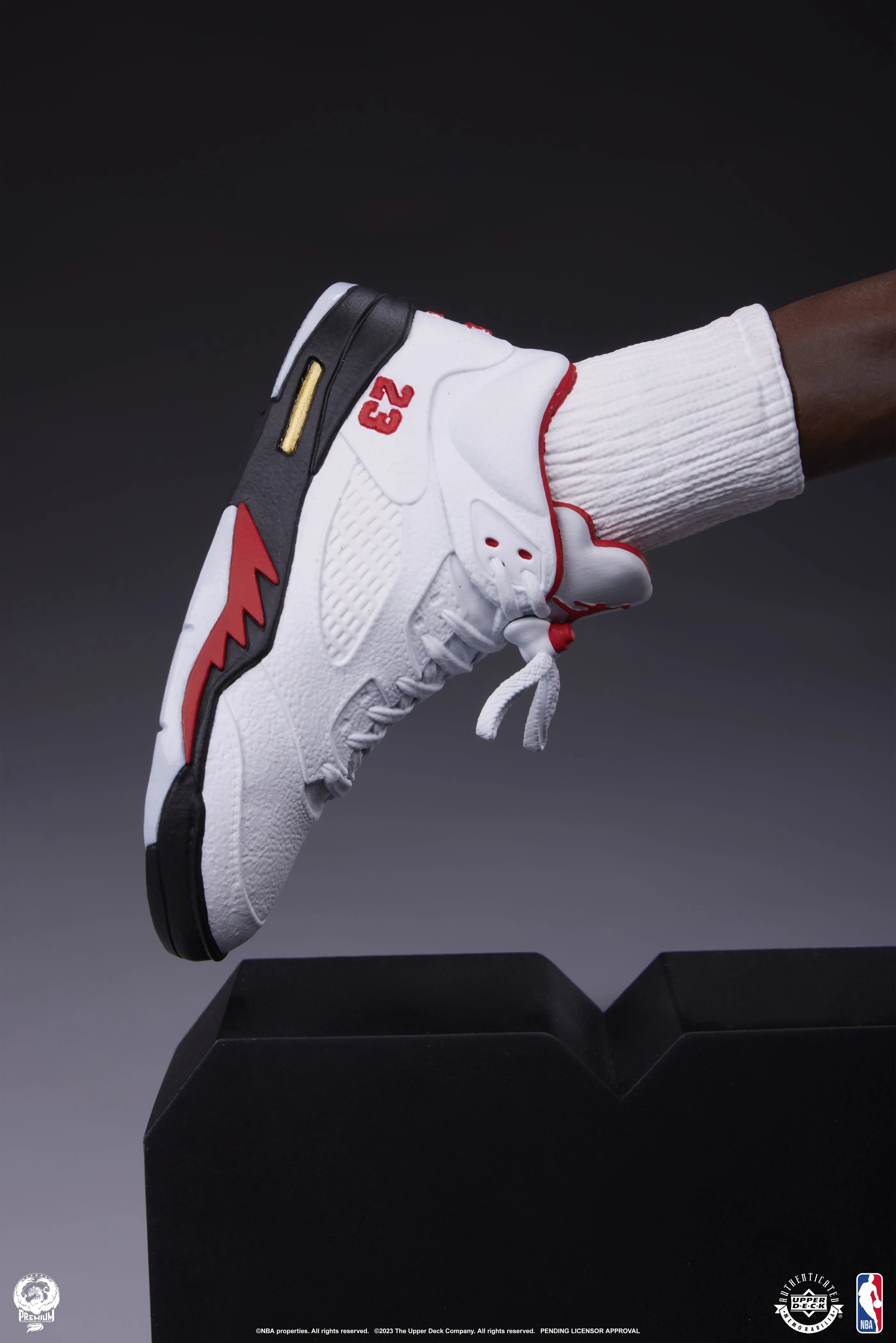 Michael Jordan 1/4 Scale Statue Pre-order