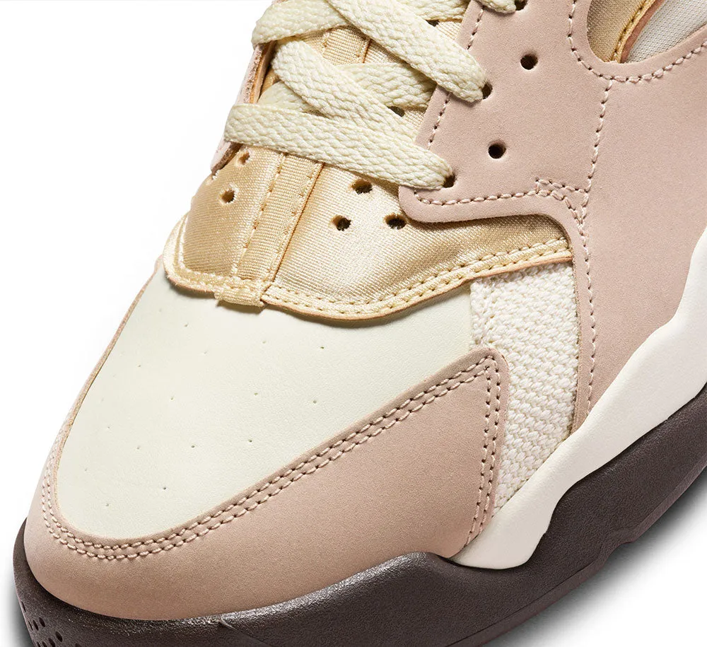 NIKE AIR FLIGHT HUARACHE