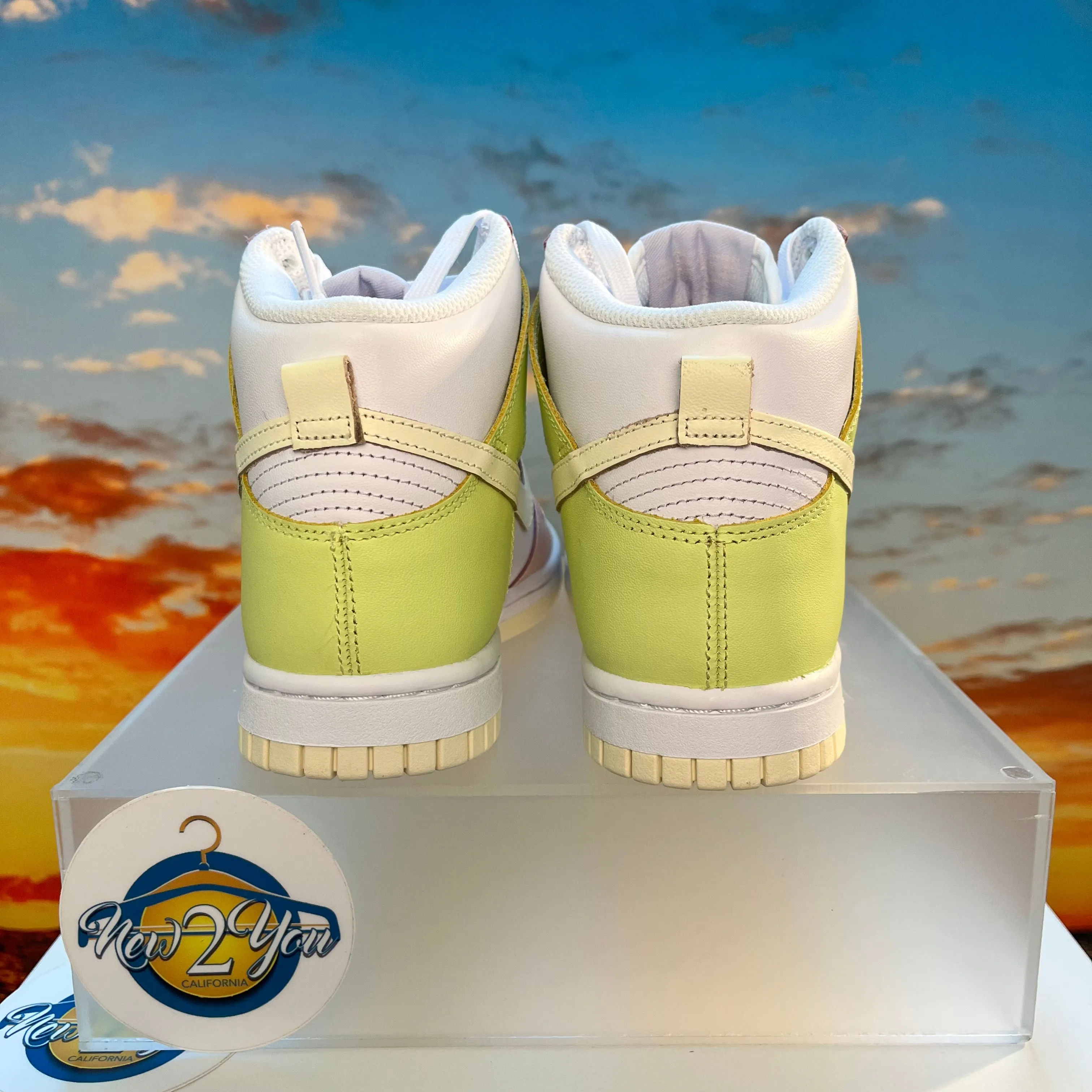 Nike Dunk High WMNS "Lemon Twist"