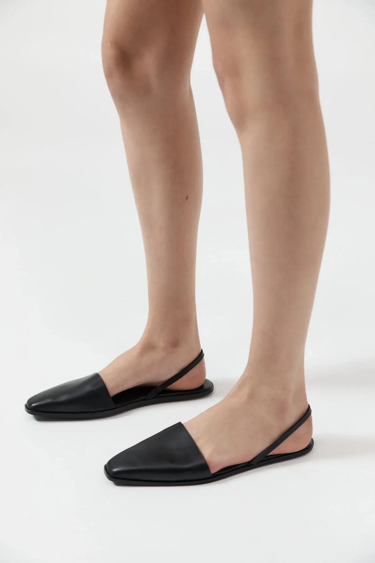 Sling Back Flat in Black