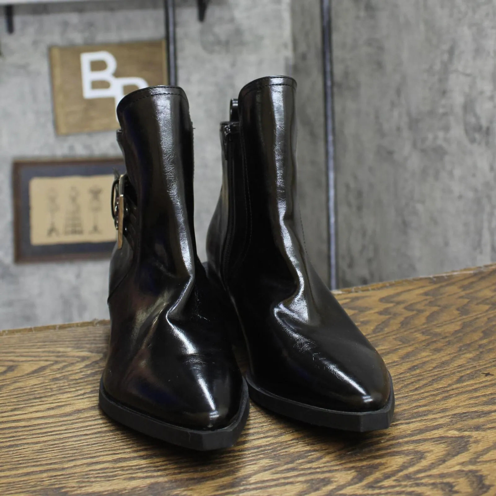 Wild Fable Giovanna Buckle Western Ankle Boots with Memory Foam Insole Black 10M